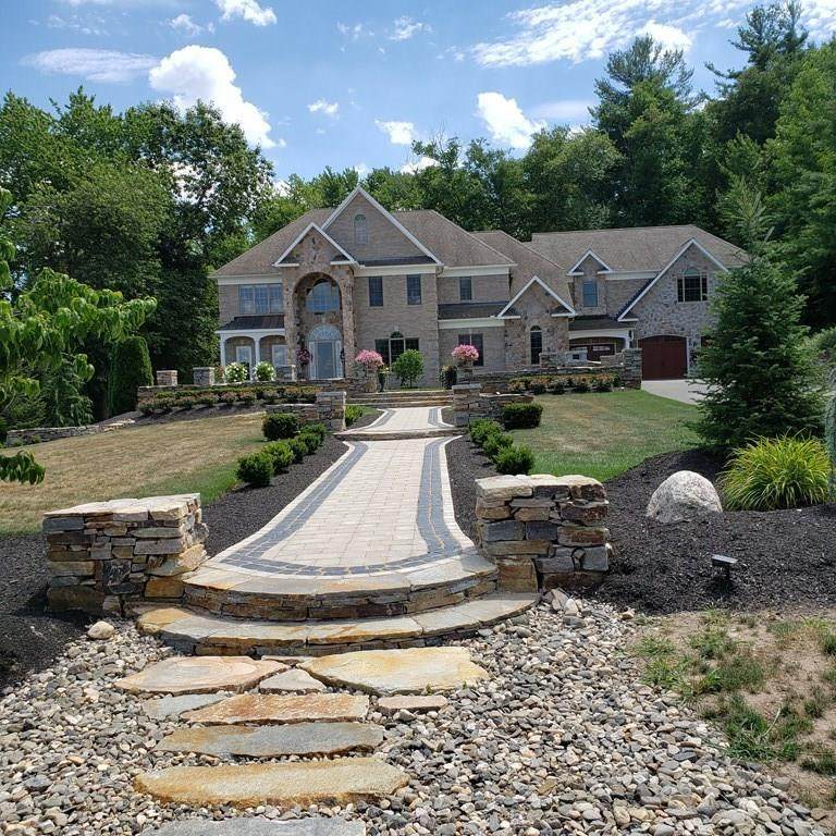 8 Pondview Lane - Photo 1
