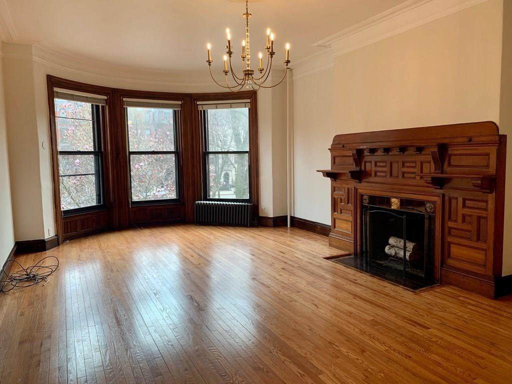 291 Commonwealth Ave - Photo 1