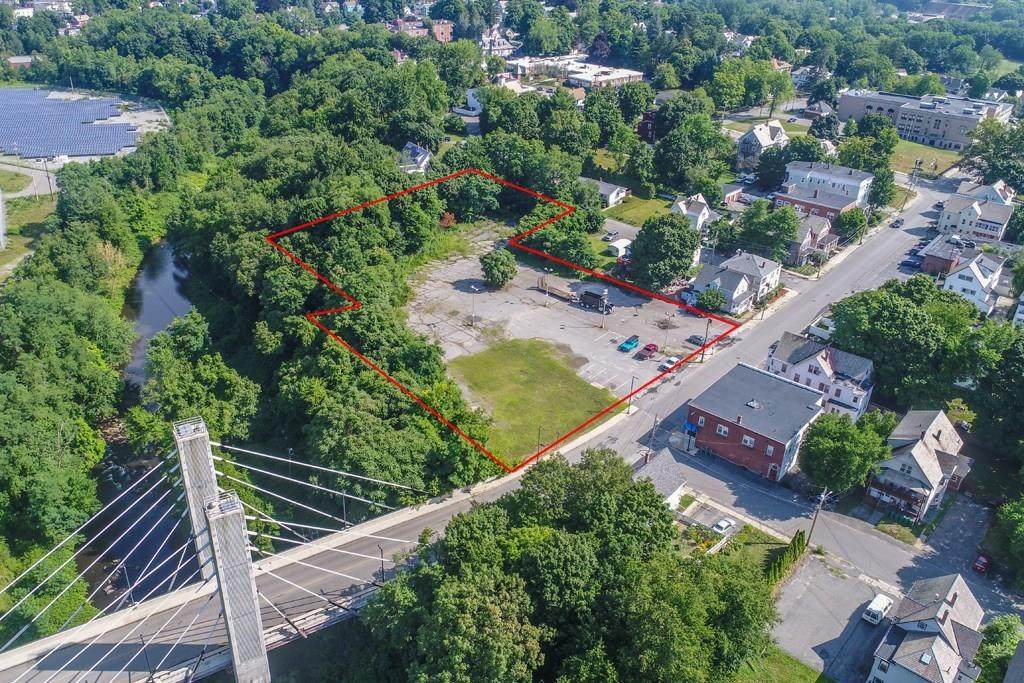 139 Harvard Street - Photo 1