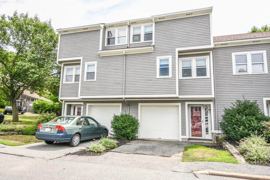 4 Dewey Drive - Photo 1