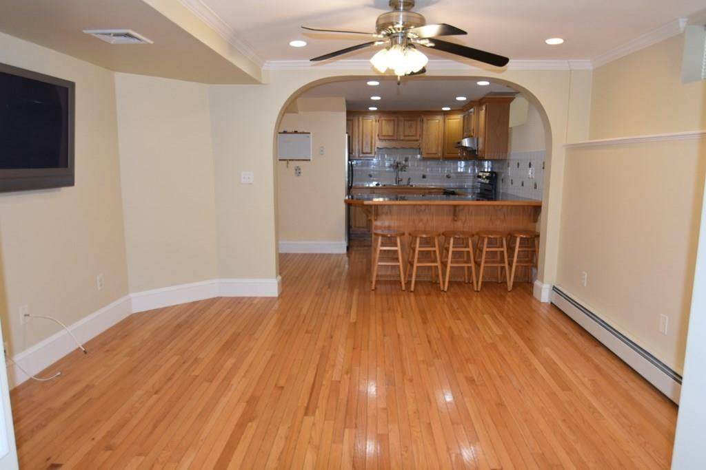 22 Dana St - Photo 1