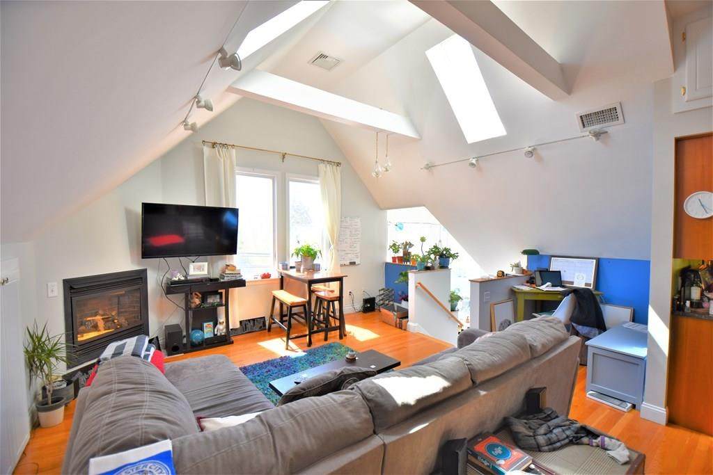273 Walden St - Photo 1