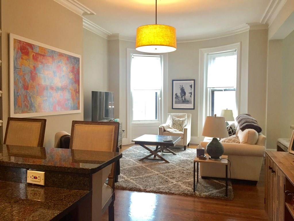 45 Concord Square - Photo 1