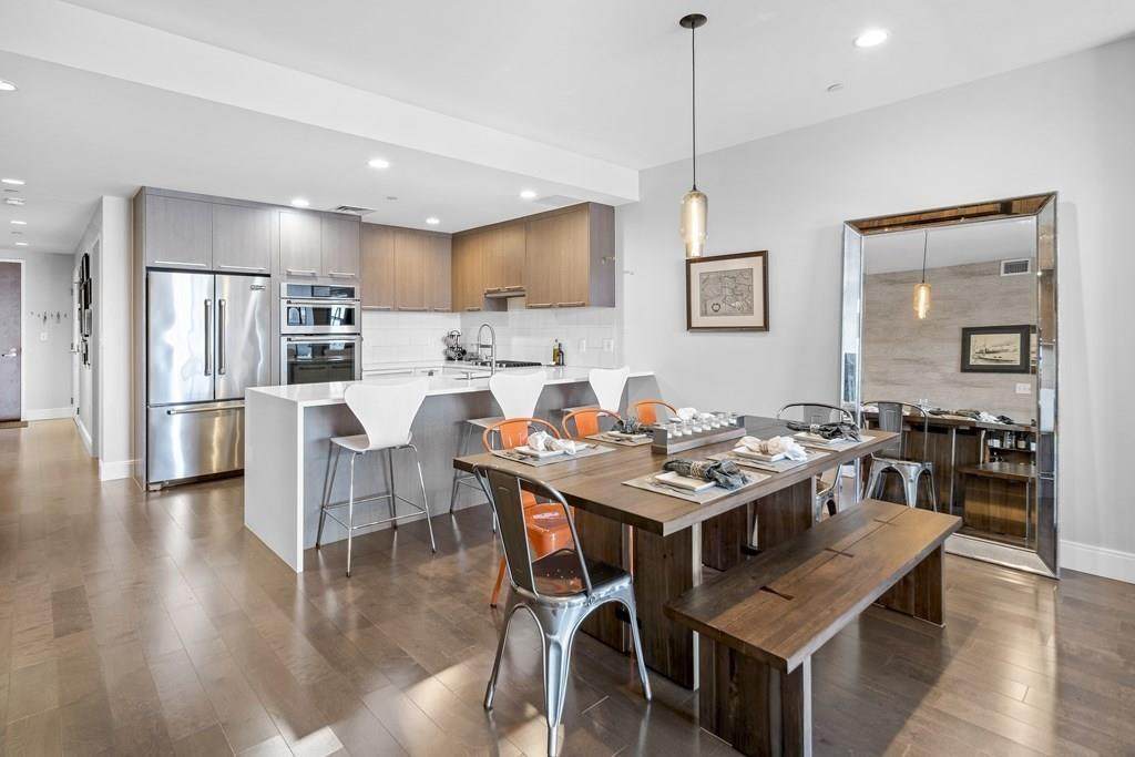 150 Dorchester - Photo 1