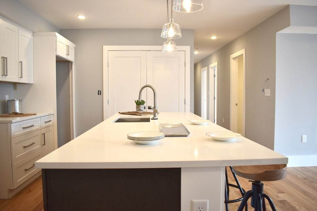 150 Hancock St - Photo 1