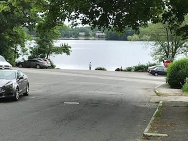 43 Beacon Street - Photo 1