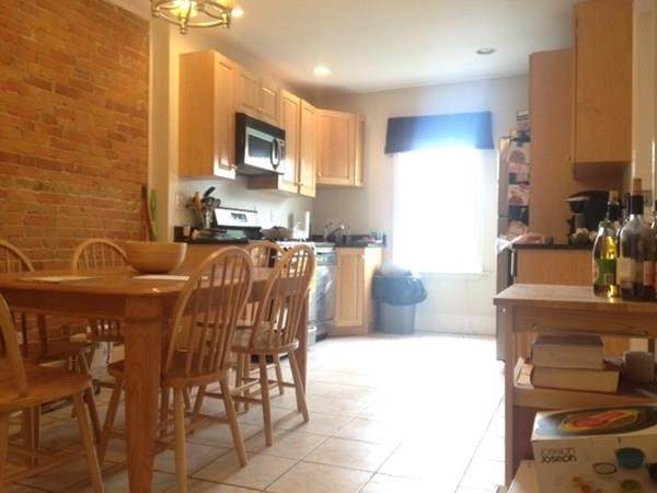 25 Aspinwall Avenue - Photo 1