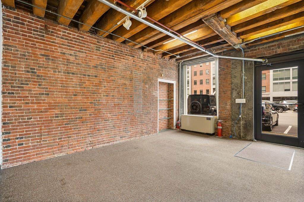 28 Atlantic Ave - Photo 1