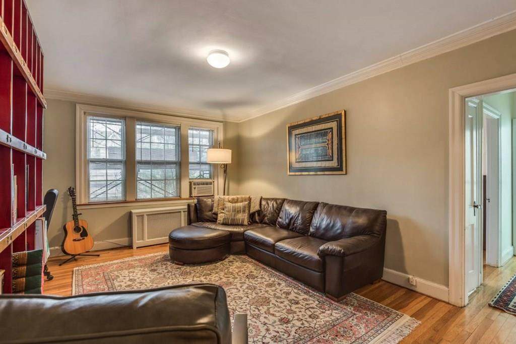 393 Broadway - Photo 1