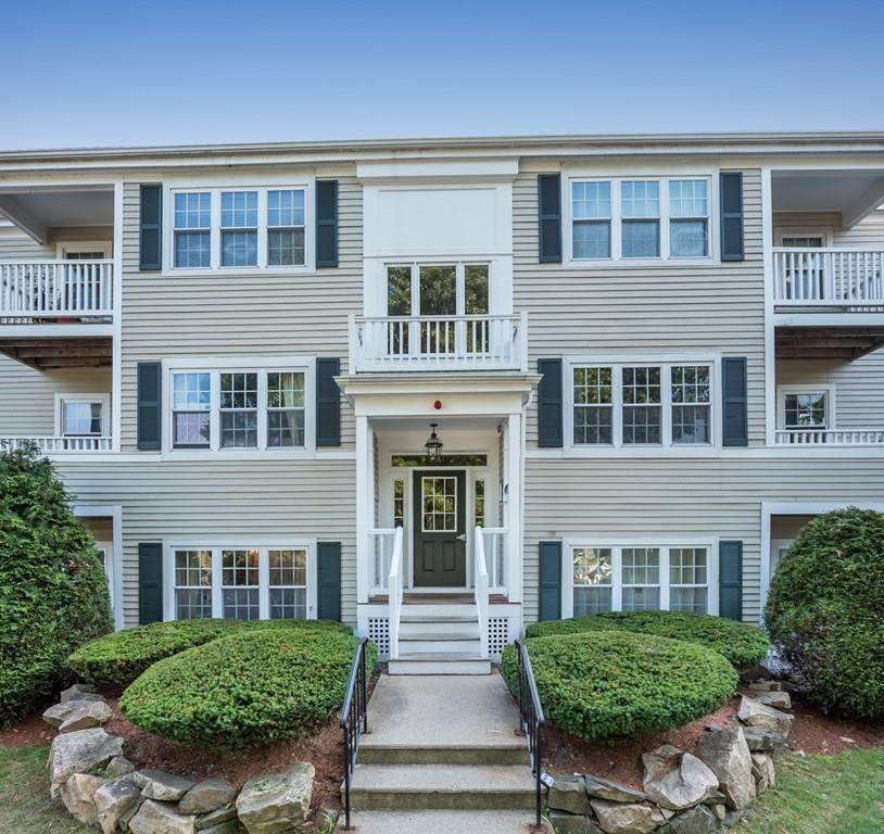 700 Brookside Drive - Photo 1