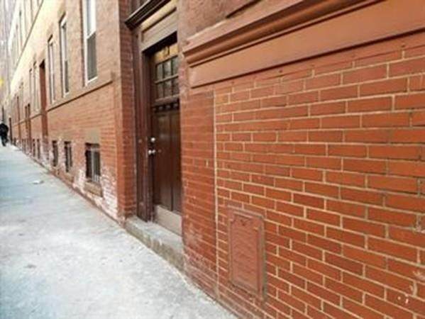 160 Prince Street - Photo 1