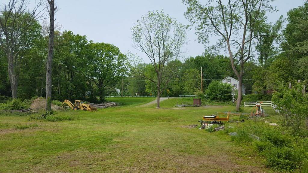 22 Carpenter Rd - Photo 1