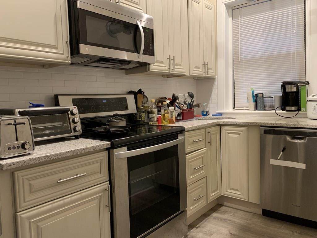 25 Peterborough St. - Photo 1