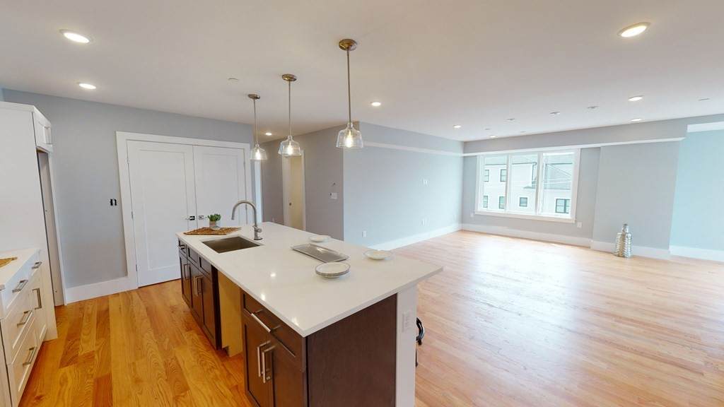 150 Hancock St - Photo 1