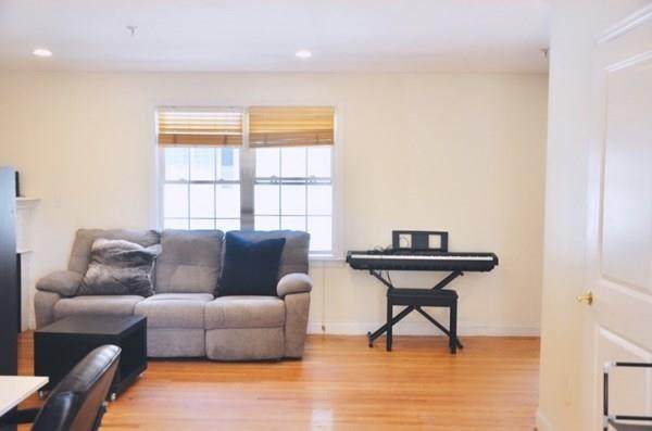 36 Bacon St - Photo 1
