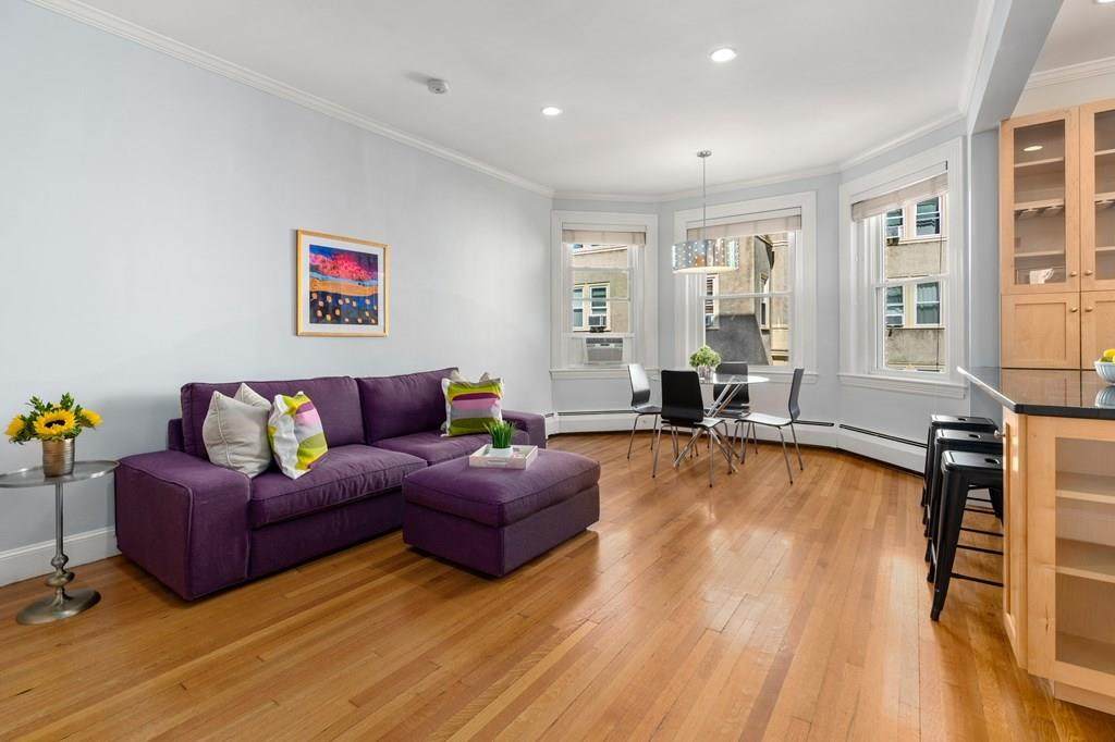 18 Centre Street - Photo 1