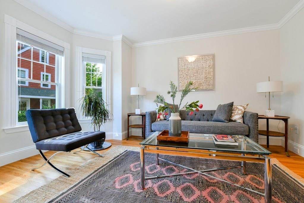 10 Belmont Pl - Photo 1