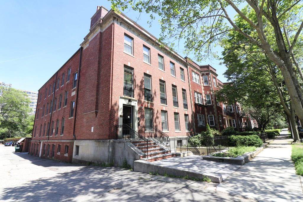 12 Dean Rd - Photo 1