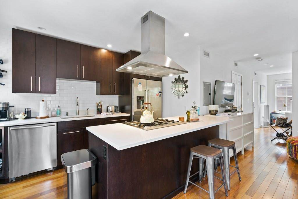 12 Dwight Street - Photo 1