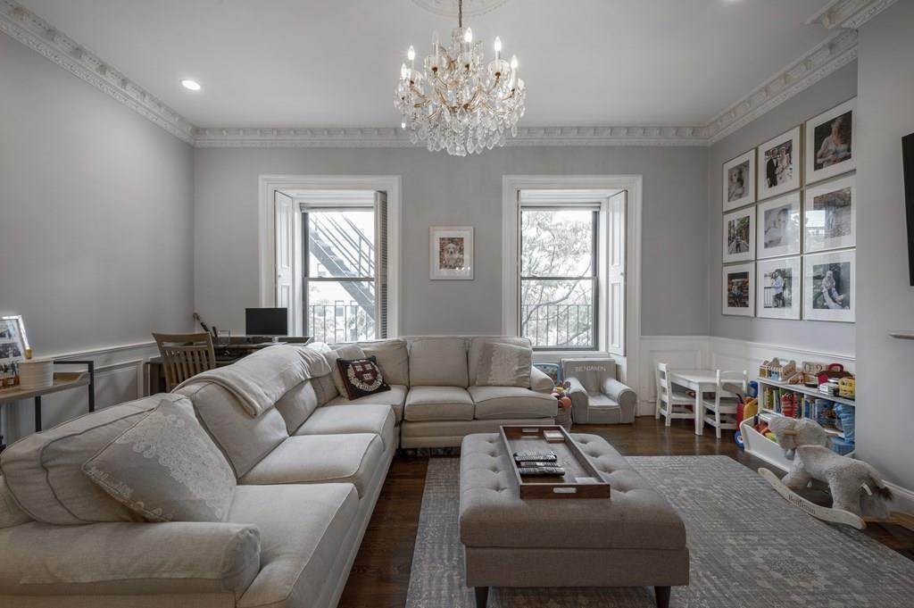 109 Beacon Street - Photo 1