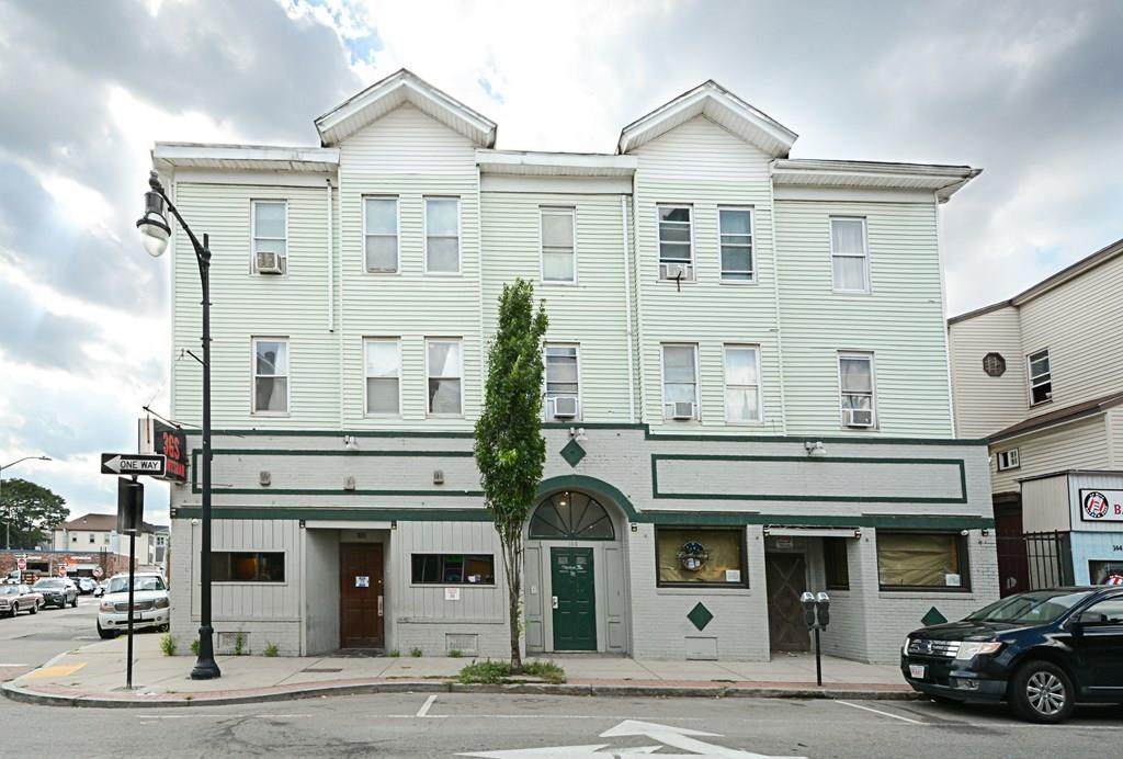 148 Millbury St - Photo 1