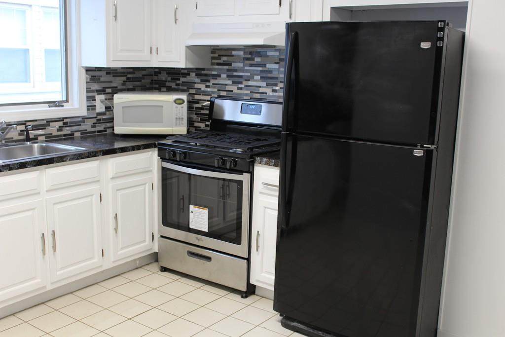 120 Bowdoin St - Photo 1