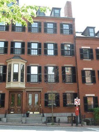 62 Pinckney - Photo 1