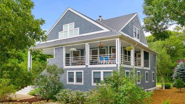37 Pine Grove Ave - Photo 1