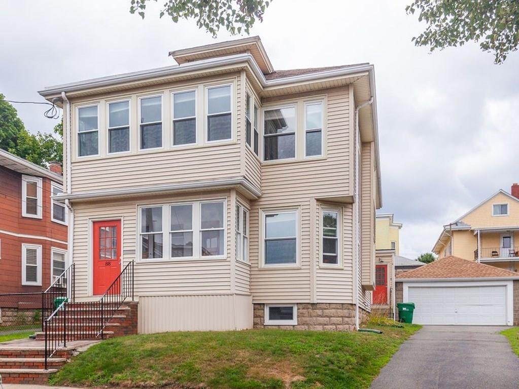 88 Quincy St - Photo 1