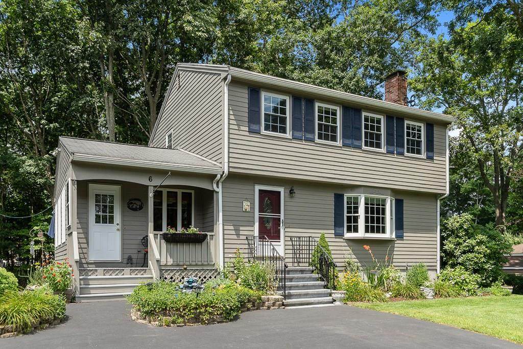 6 Commonwealth Avenue - Photo 1