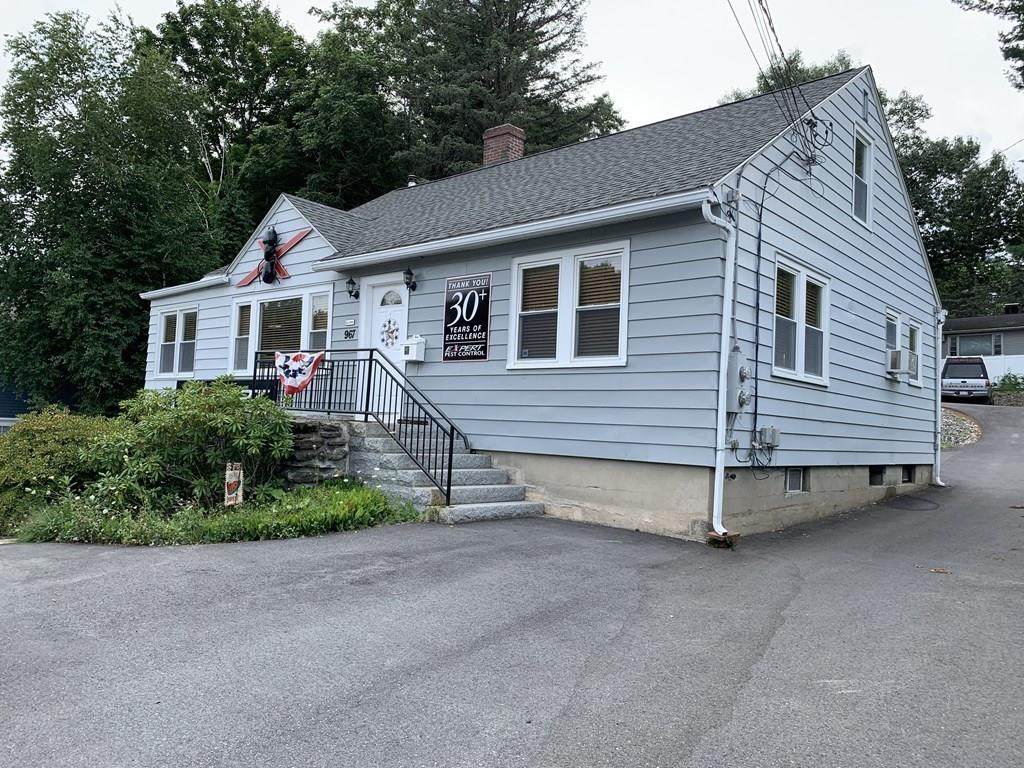 967 South St - Photo 1