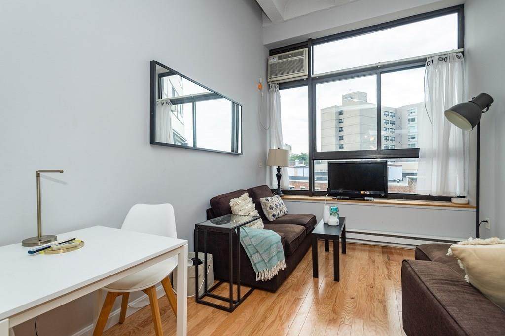 12 Stoneholm St - Photo 1