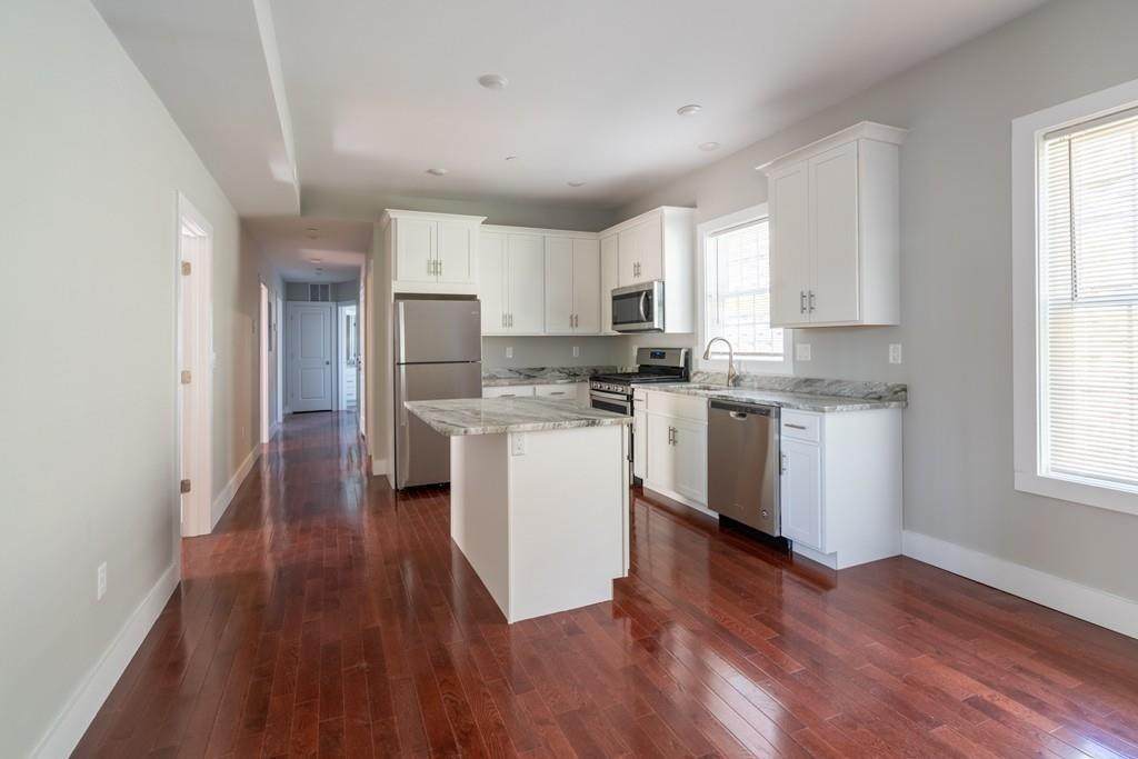 33-35 Covington Street - Photo 1
