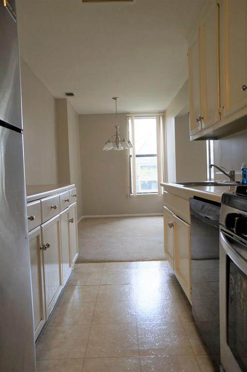 24 Shrewsbury Green - Photo 1