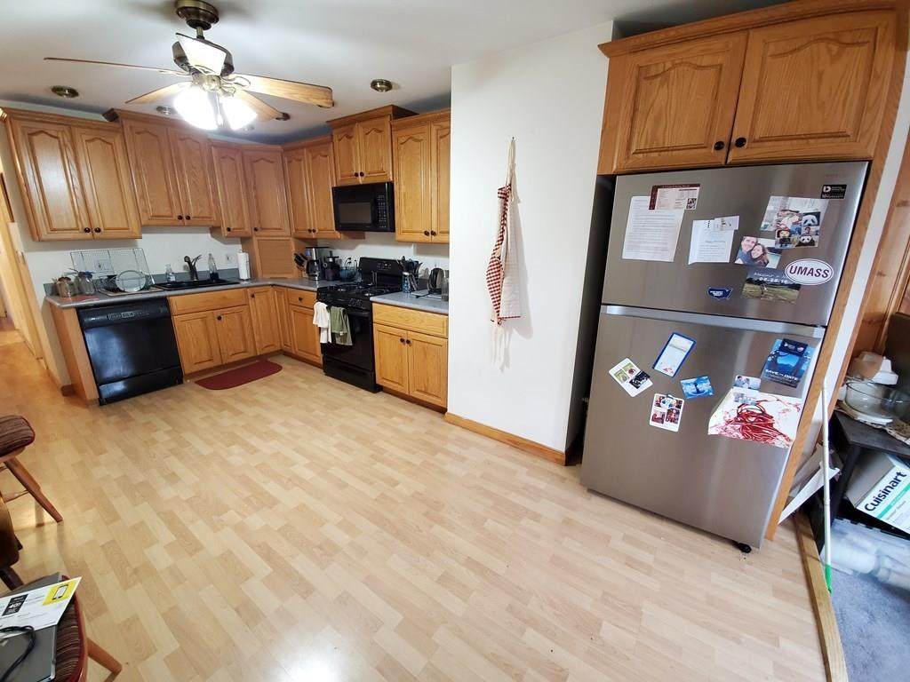 517 East 3rd St - Photo 1
