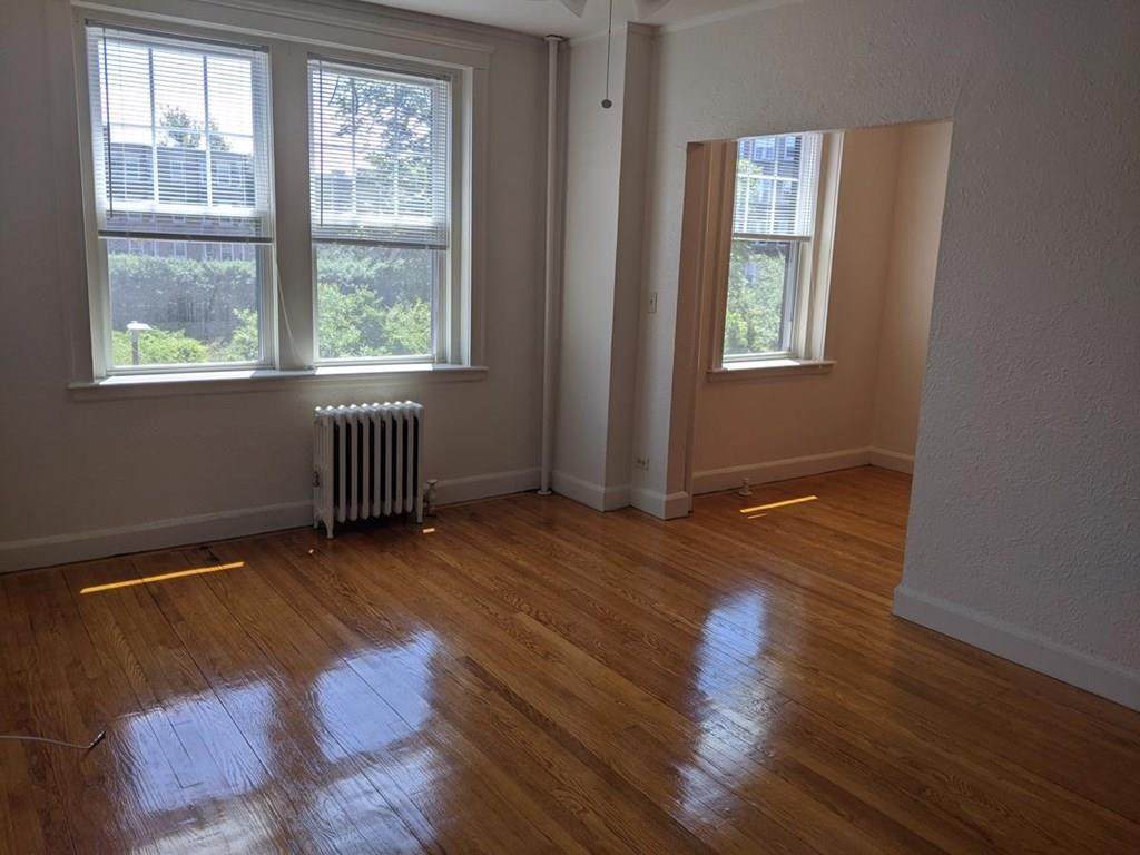 125 Peterborough St - Photo 1