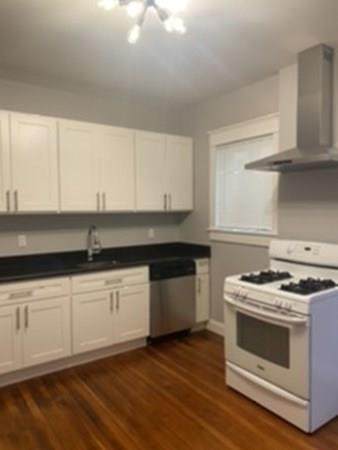 166 Sydney Street - Photo 1