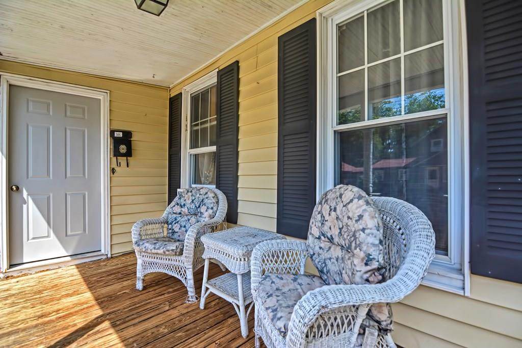 20 Fells Ave - Photo 1