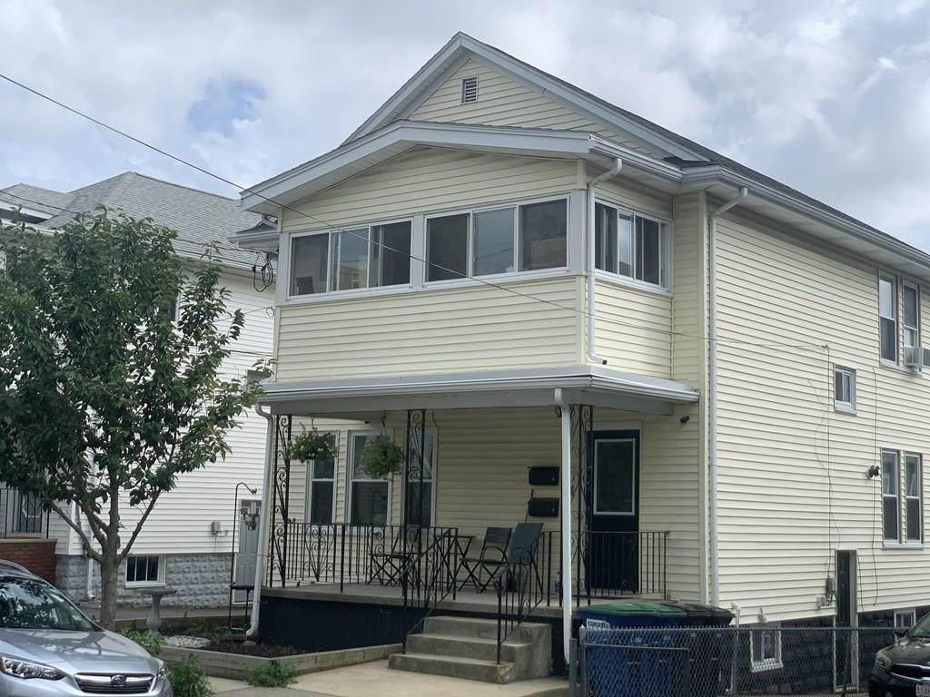 44 Fairfax St - Photo 1