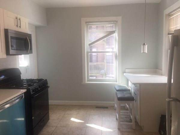 128 Glenville Ave - Photo 1
