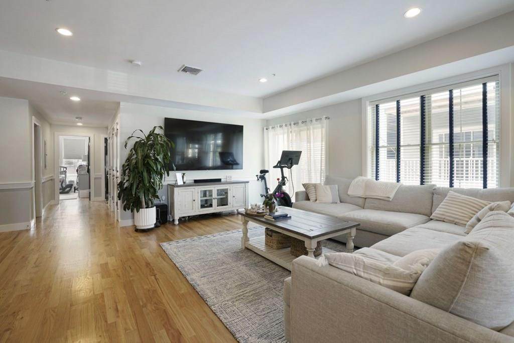 770 East 3rd St - Photo 1