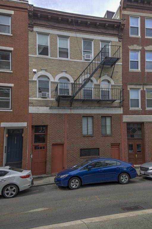 114 Prince St - Photo 1