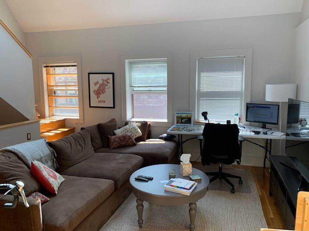 11 Thacher Court - Photo 1