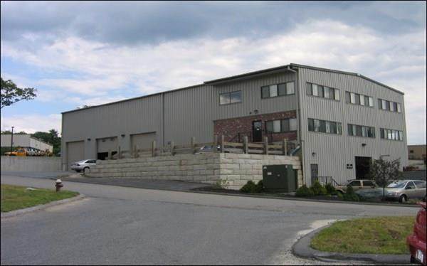 70 Bartzak Dr - Photo 1