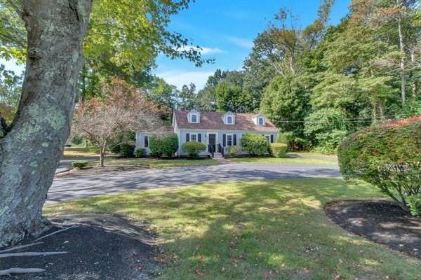 793 Country Way - Photo 1