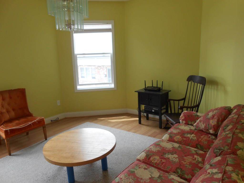 27 R Albion St - Photo 1