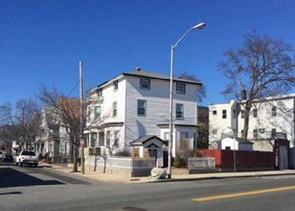940 Broadway - Photo 1