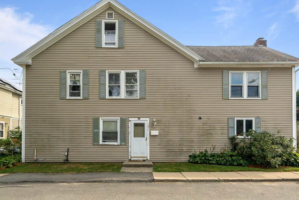 47-49 Elmwood St - Photo 1