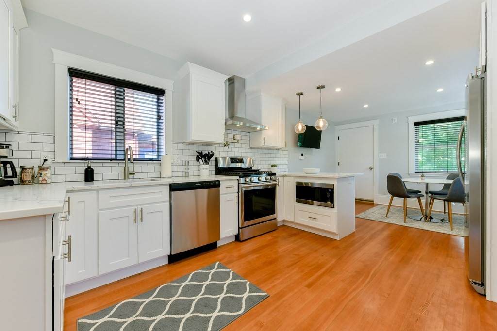 19 Kenilworth Street - Photo 1