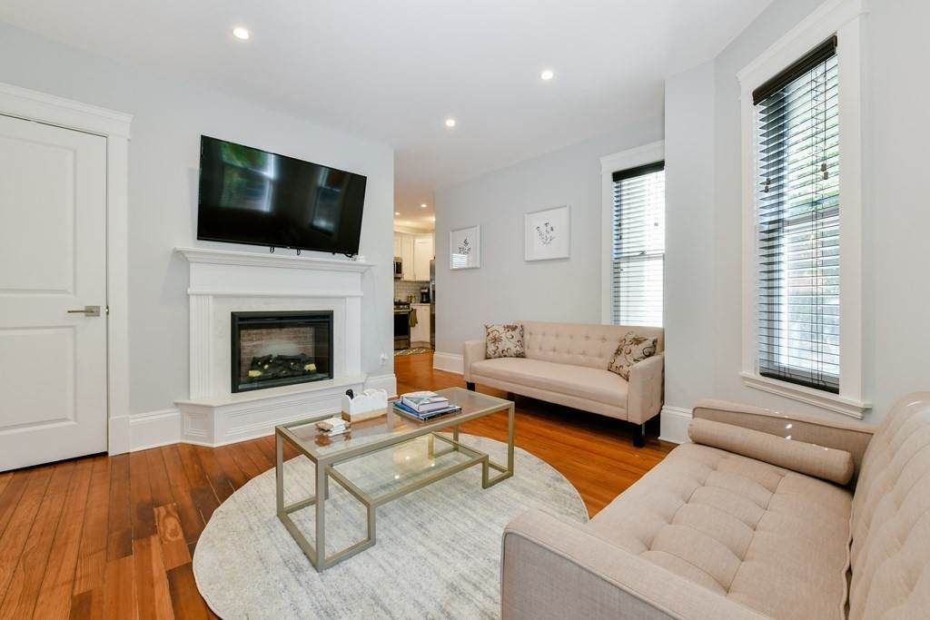 19 Kenilworth Street - Photo 1